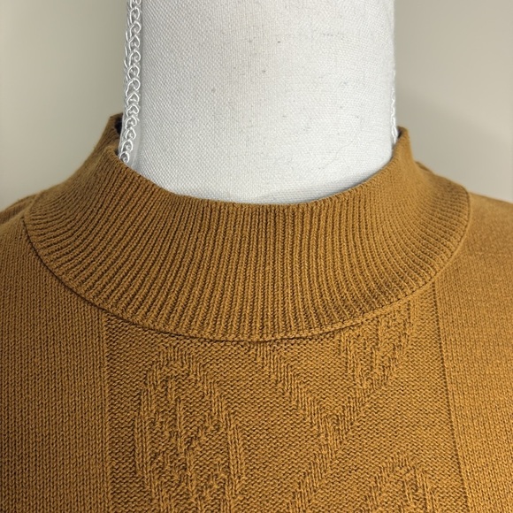 Southern Lady Tan Knit High Neck Patterned Sweater. Small - Picture 3 of 9